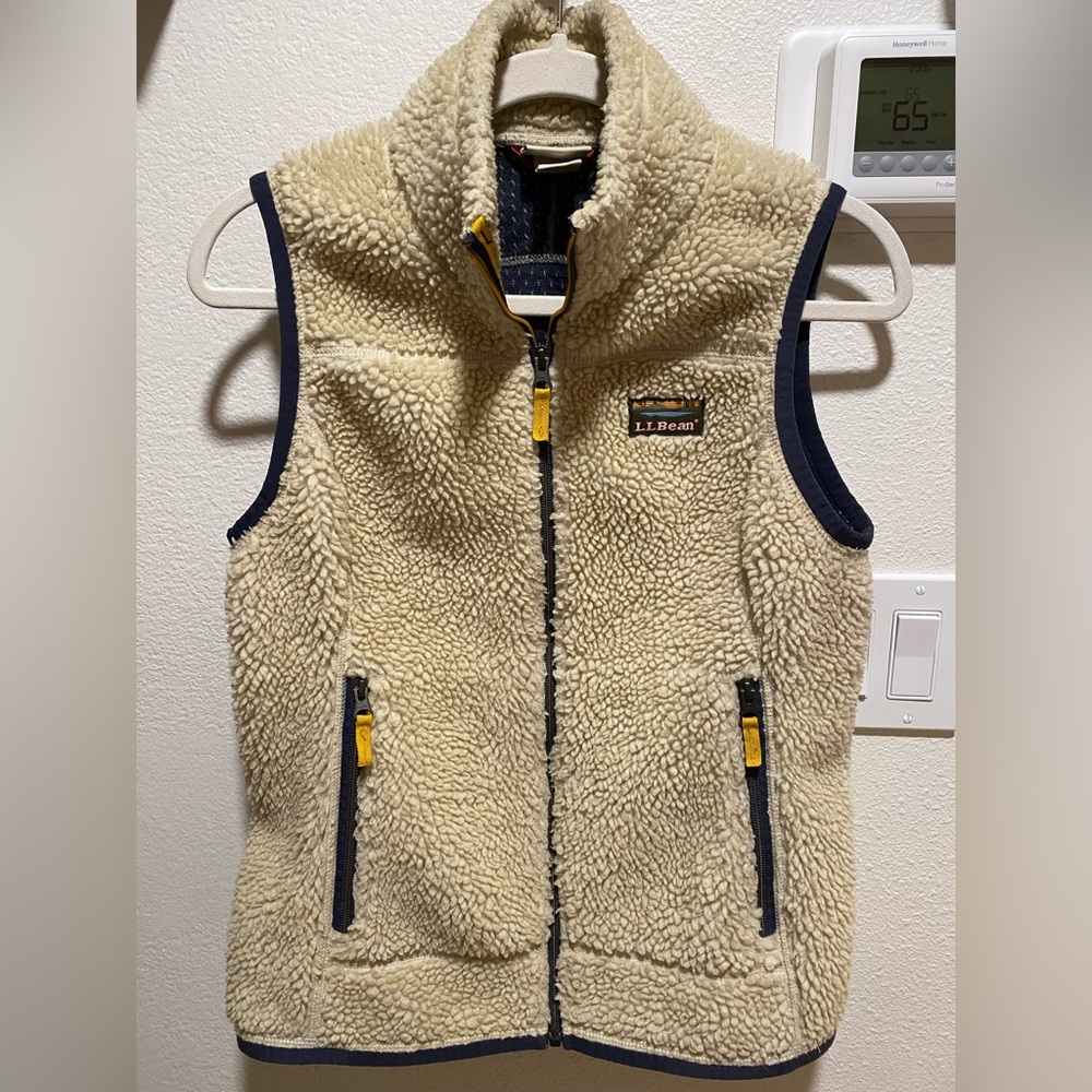 LL BEAN sherpa vest